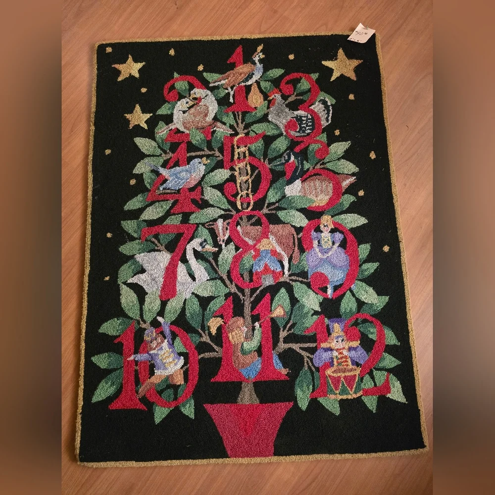 12 Days Of Christmas Vintage Festive Holiday Tree Rug with Colorful Design